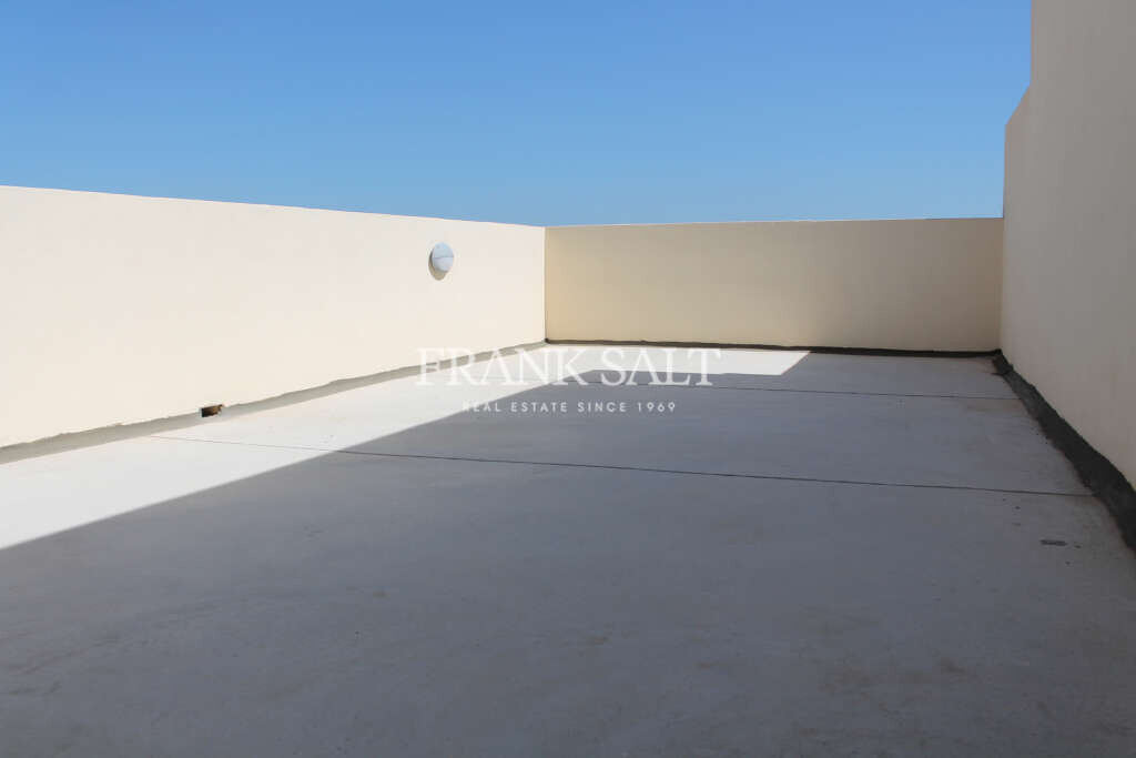 Attard, 3 Bedrooms Bedrooms, ,1 BathroomBathrooms,For Sale,FRSA-507389