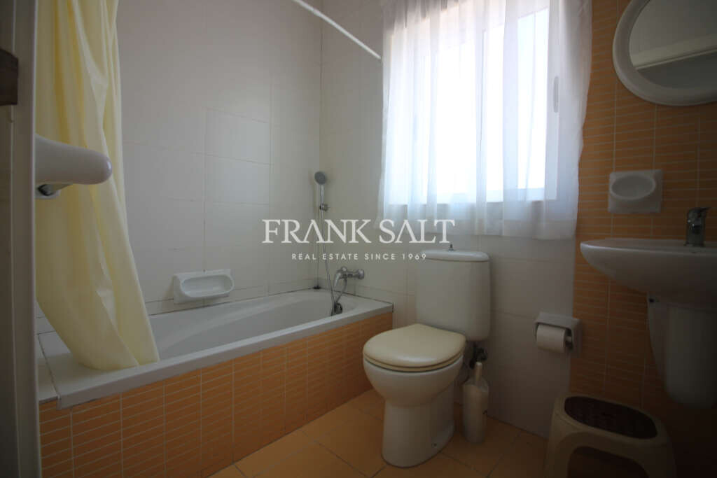 St Pauls Bay, 3 Bedrooms Bedrooms, ,1 BathroomBathrooms,For Sale,FRSA-505356