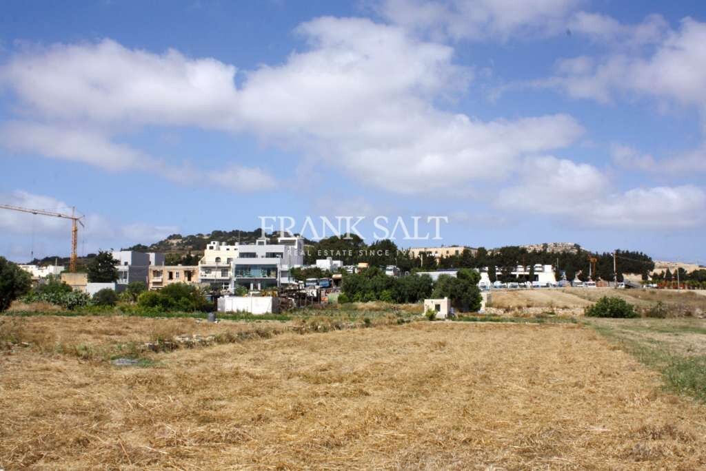 Burmarrad, 2 Bedrooms Bedrooms, ,1 BathroomBathrooms,For Sale,FRSA-314259