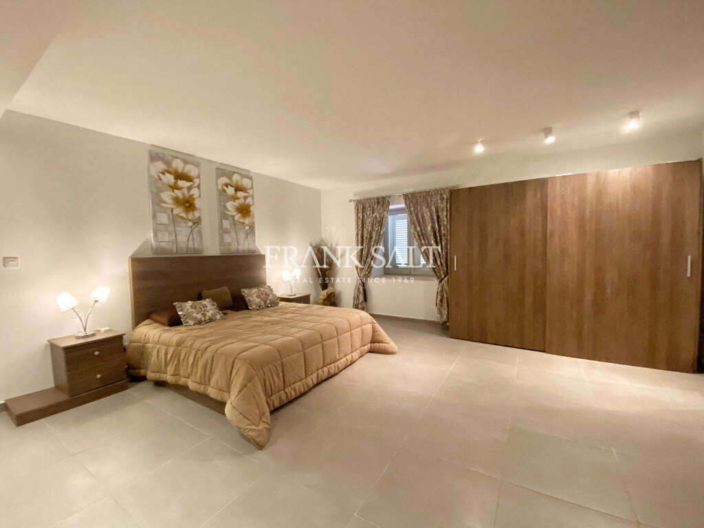 Vittoriosa, 3 Bedrooms Bedrooms, ,1 BathroomBathrooms,For Sale,FRSA-211772