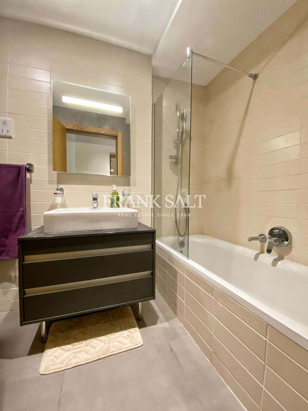 Vittoriosa, 3 Bedrooms Bedrooms, ,1 BathroomBathrooms,For Sale,FRSA-211772