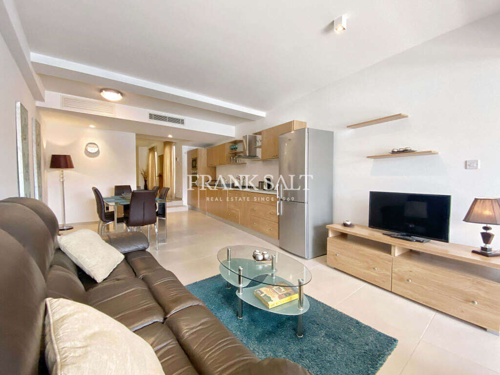 Vittoriosa, 3 Bedrooms Bedrooms, ,1 BathroomBathrooms,For Sale,FRSA-211772