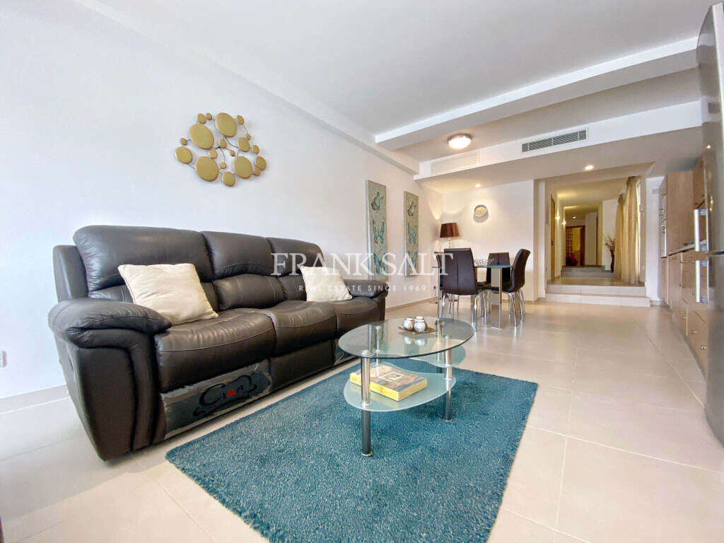 Vittoriosa, 3 Bedrooms Bedrooms, ,1 BathroomBathrooms,For Sale,FRSA-211772