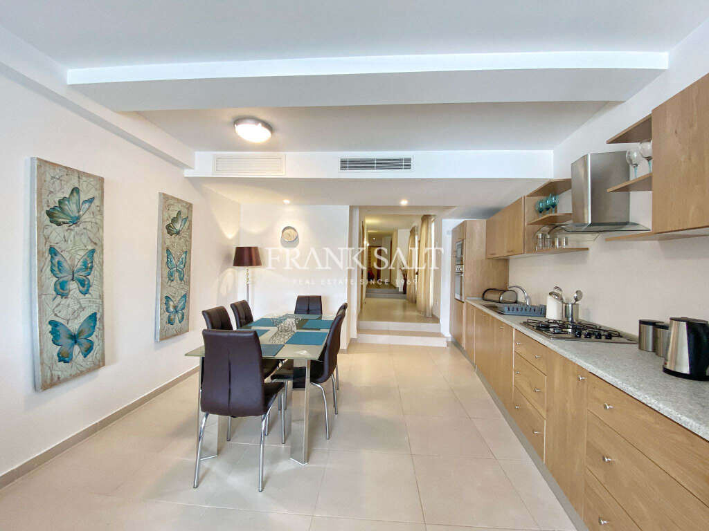 Vittoriosa, 3 Bedrooms Bedrooms, ,1 BathroomBathrooms,For Sale,FRSA-211772