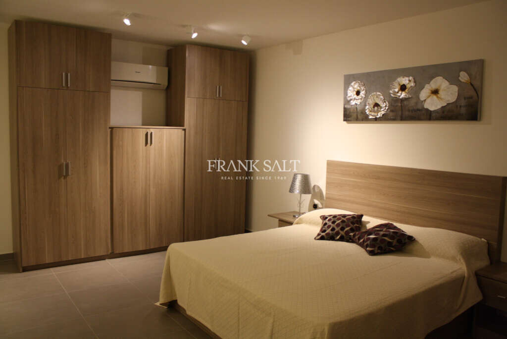 Vittoriosa, 2 Bedrooms Bedrooms, ,1 BathroomBathrooms,For Sale,FRSA-211771