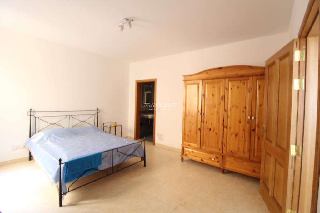 Marsascala, 1 Bedroom Bedrooms, ,4 BathroomsBathrooms,For Sale,FRSA-209246