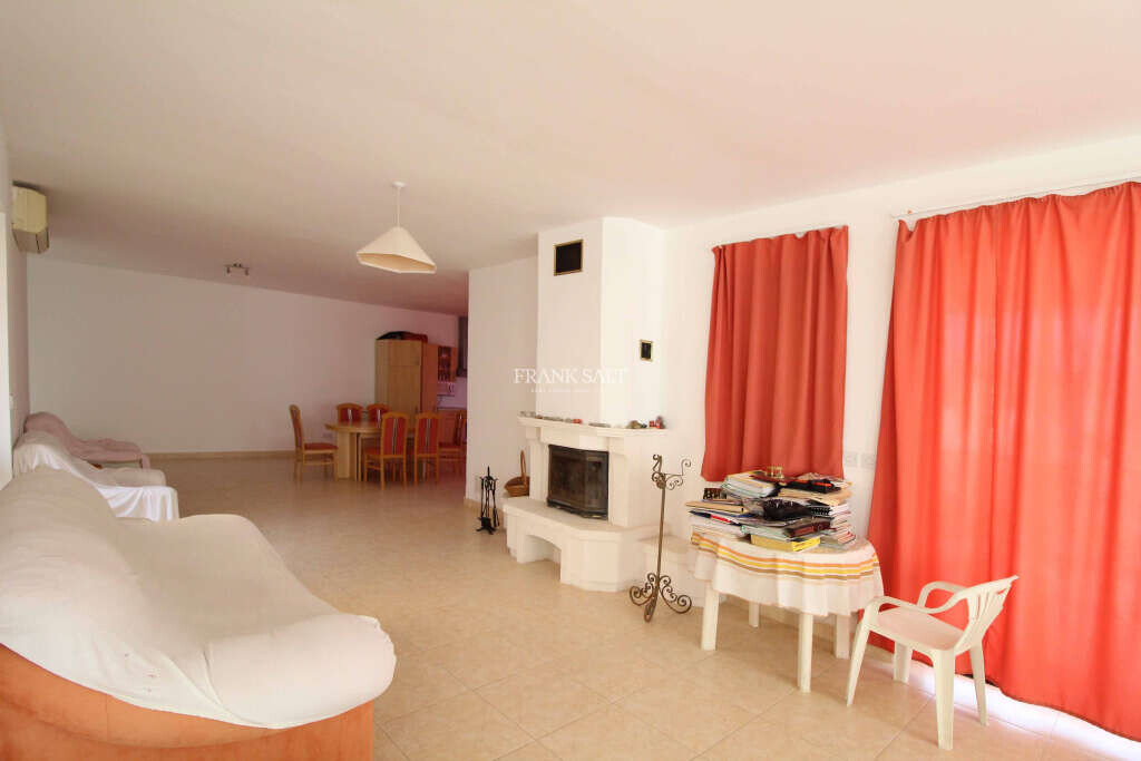 Marsascala, 1 Bedroom Bedrooms, ,4 BathroomsBathrooms,For Sale,FRSA-209246