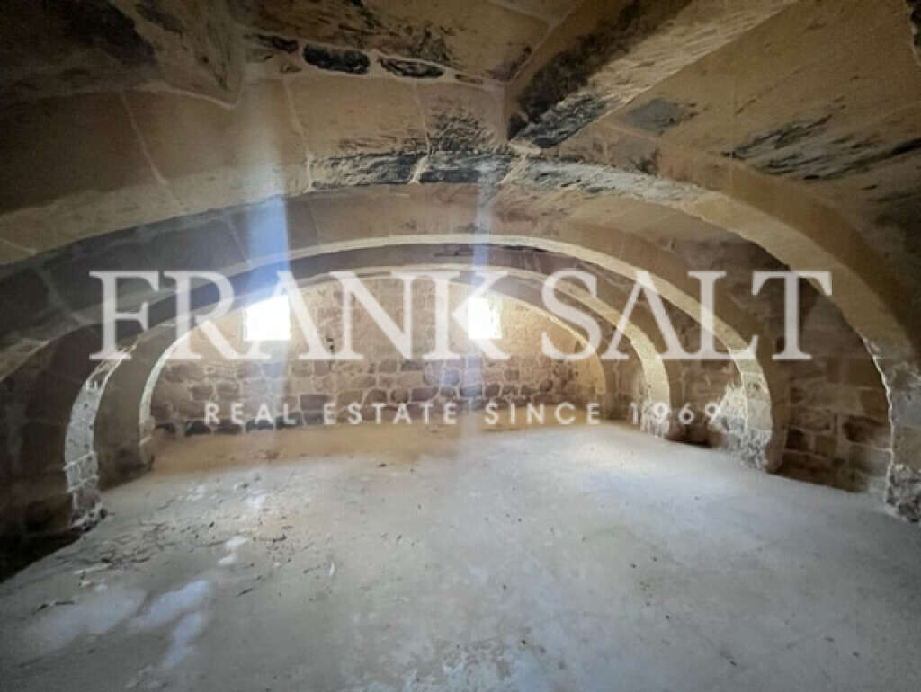 Munxar, Gozo, 3 Bedrooms Bedrooms, ,2 BathroomsBathrooms,For Sale,FRSA-103862
