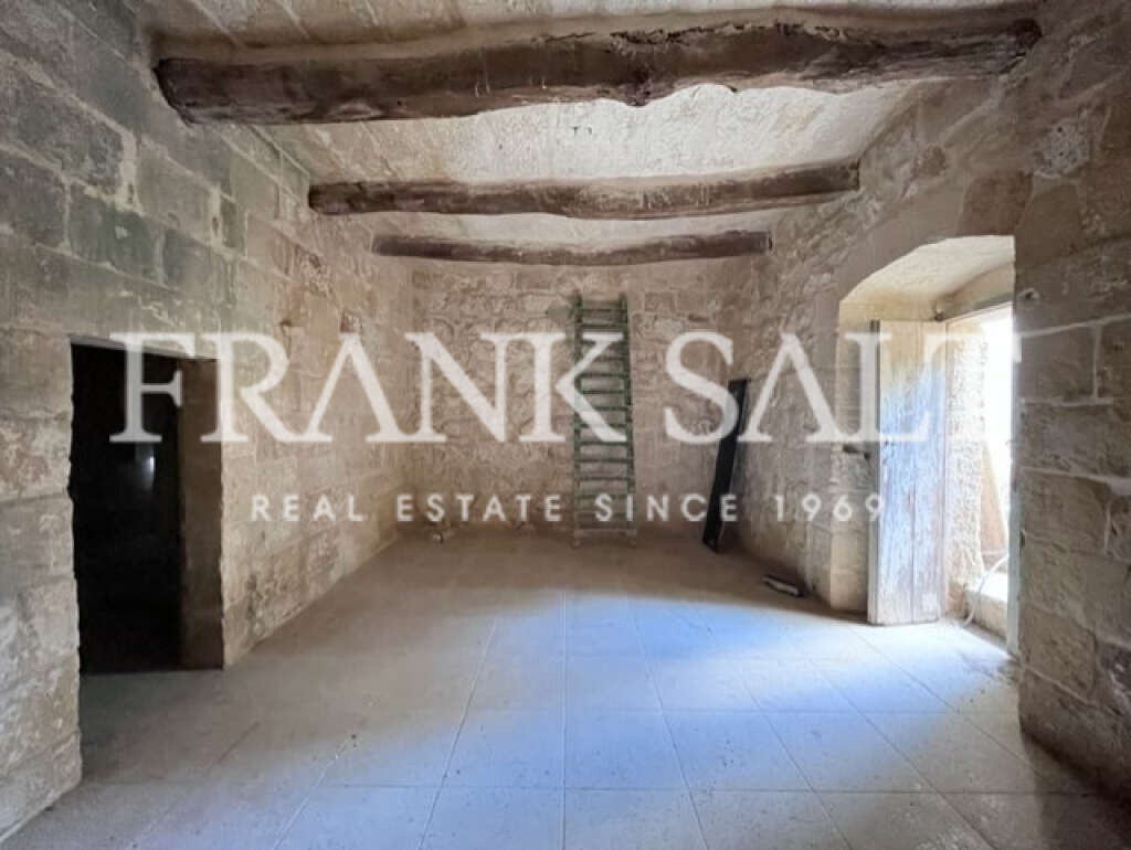 Munxar, Gozo, 3 Bedrooms Bedrooms, ,2 BathroomsBathrooms,For Sale,FRSA-103862
