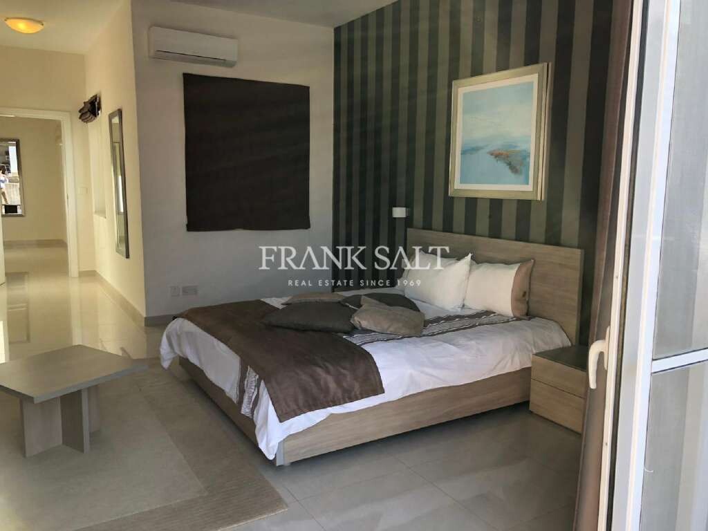 Sliema, 3 Bedrooms Bedrooms, ,1 BathroomBathrooms,For Sale,FRSA-031333