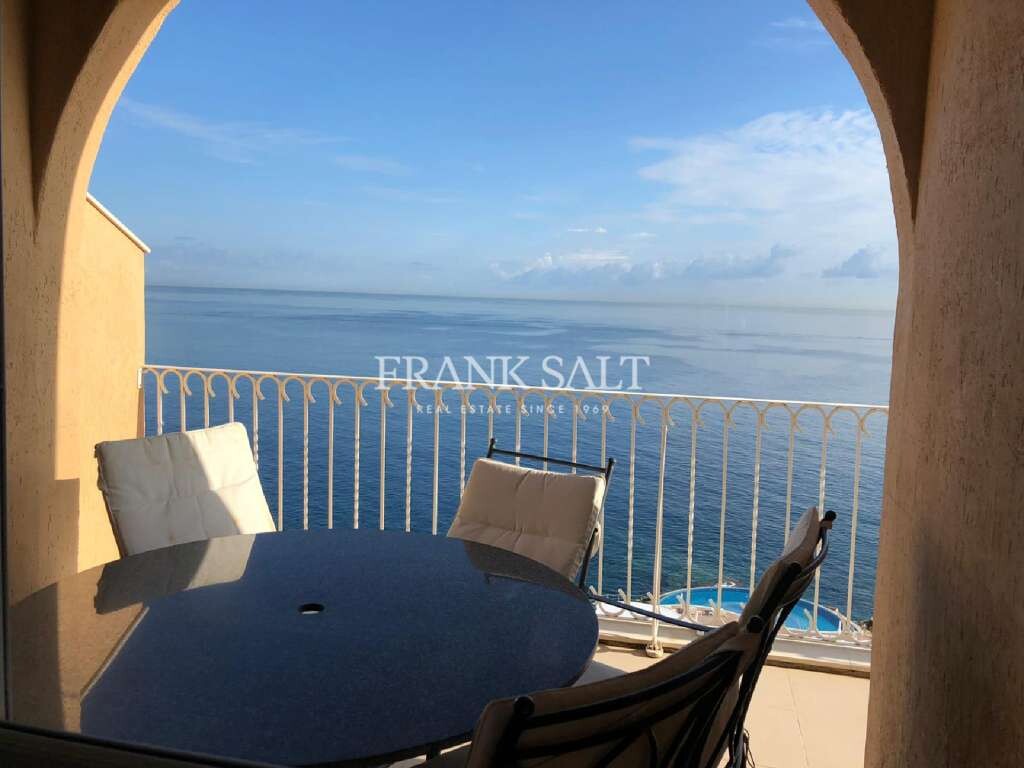 Sliema, 3 Bedrooms Bedrooms, ,1 BathroomBathrooms,For Sale,FRSA-031333