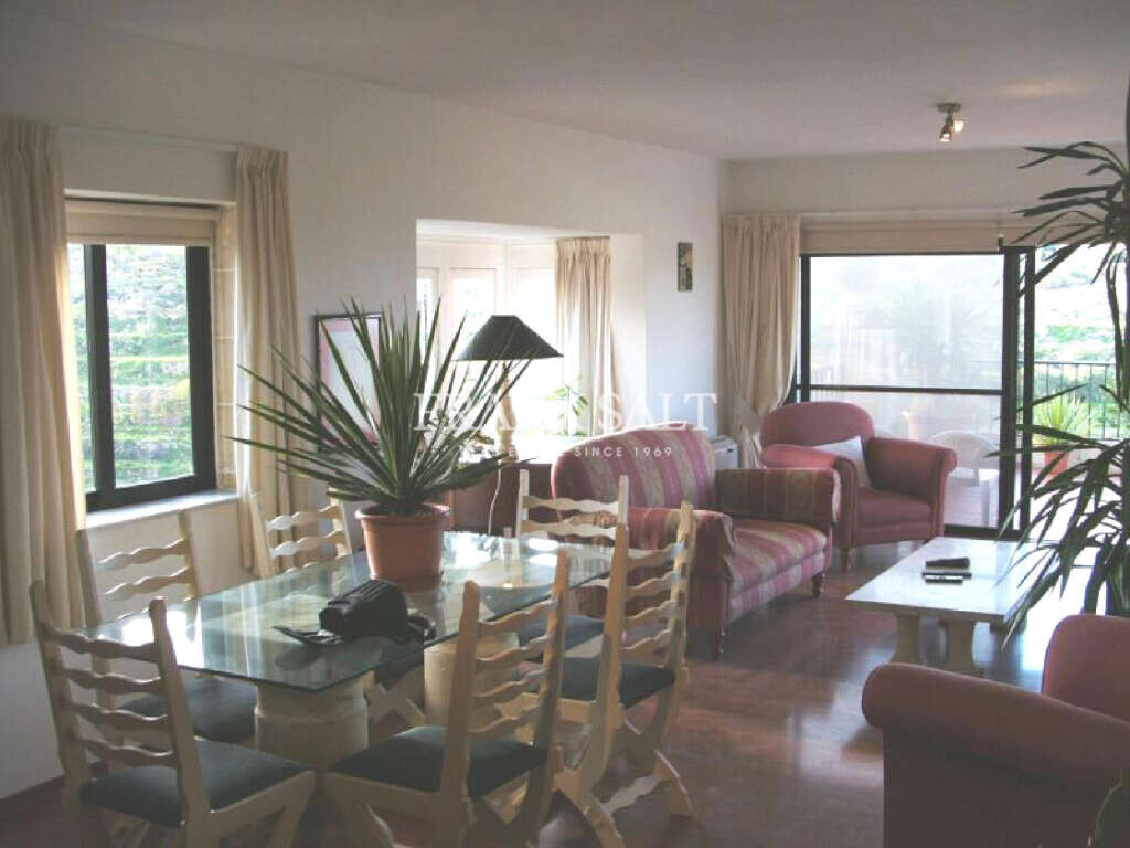 Madliena Village, 3 Bedrooms Bedrooms, ,1 BathroomBathrooms,For Sale,FRSA-013256