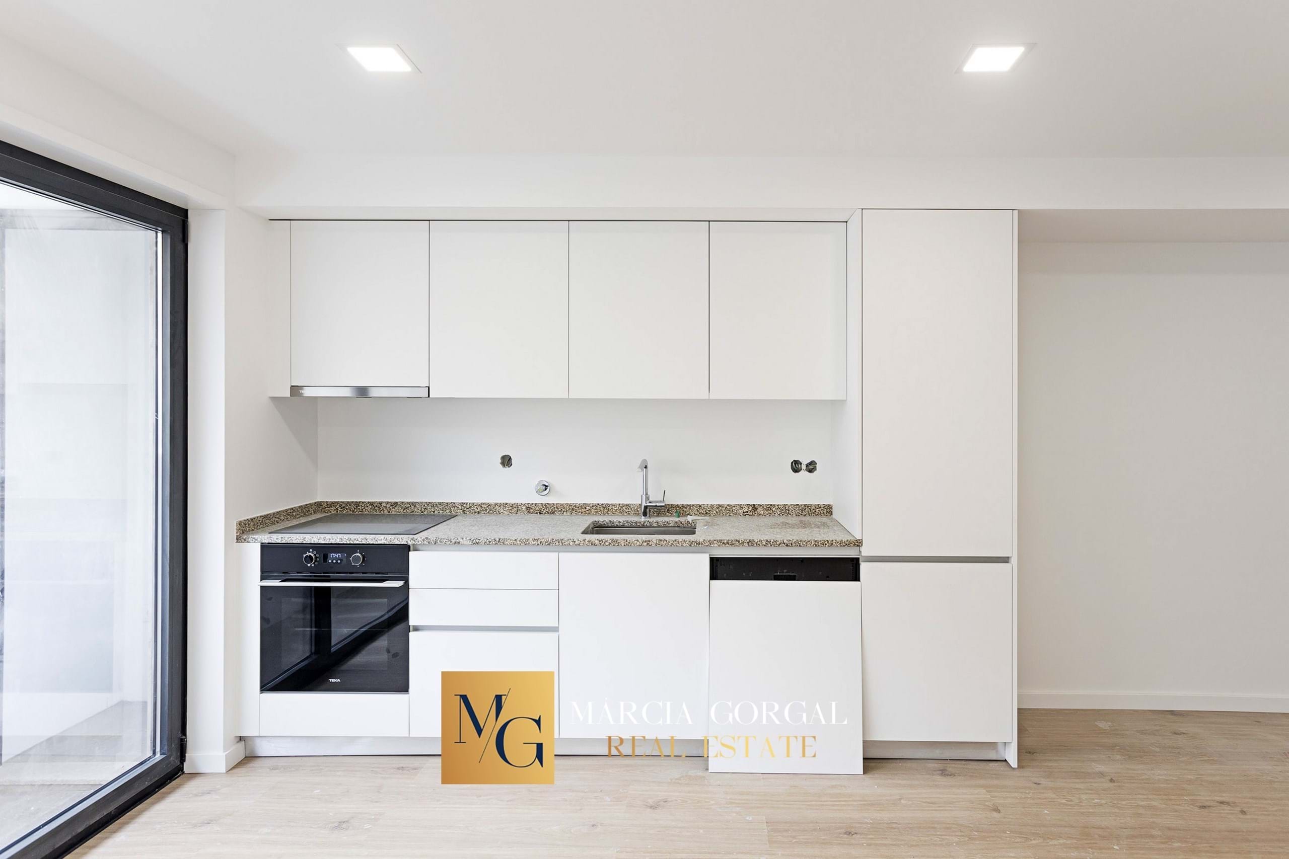 1 Bed, 1 Bath, ApartmentFor Sale, Vila Nova de Gaia, Porto, 4400-270