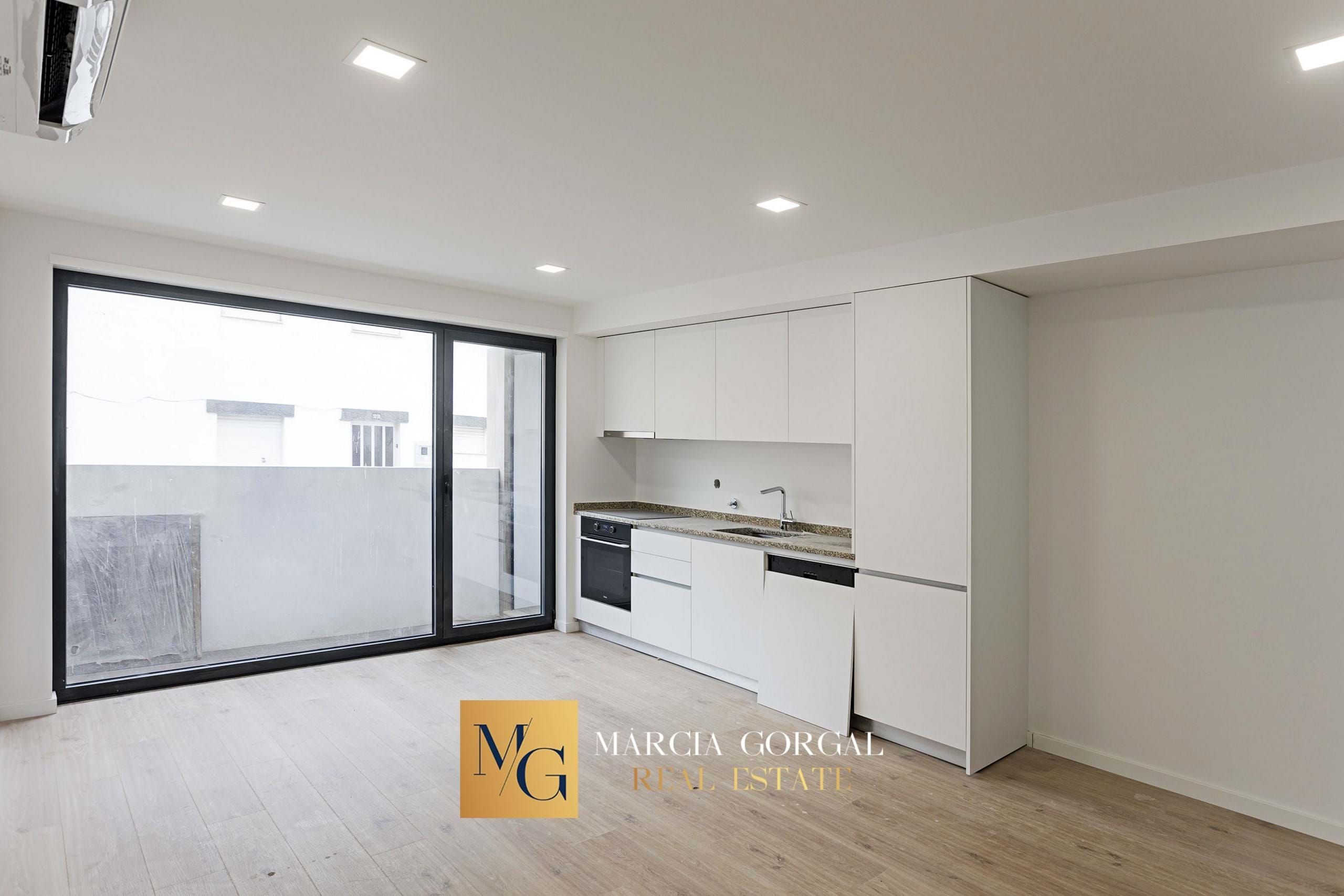 1 Bed, 1 Bath, ApartmentFor Sale, Vila Nova de Gaia, Porto, 4400-270