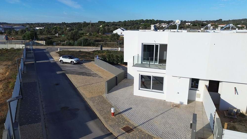 3 Bed, 3 Bath, HouseFor Sale, Lagos, Faro