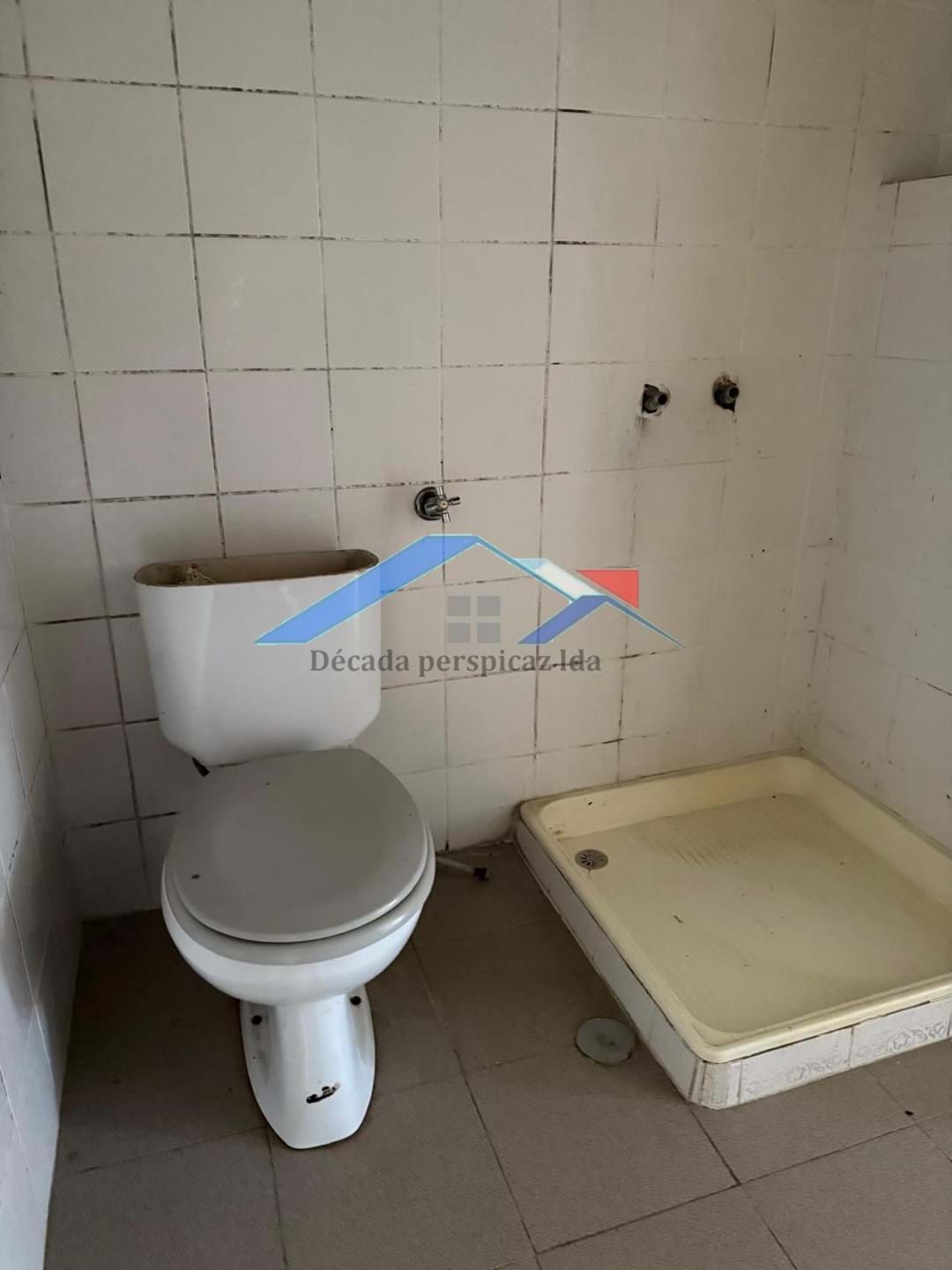 4 Bed, 2 Bath, HouseFor Sale, Coruche, Santarém, 2100