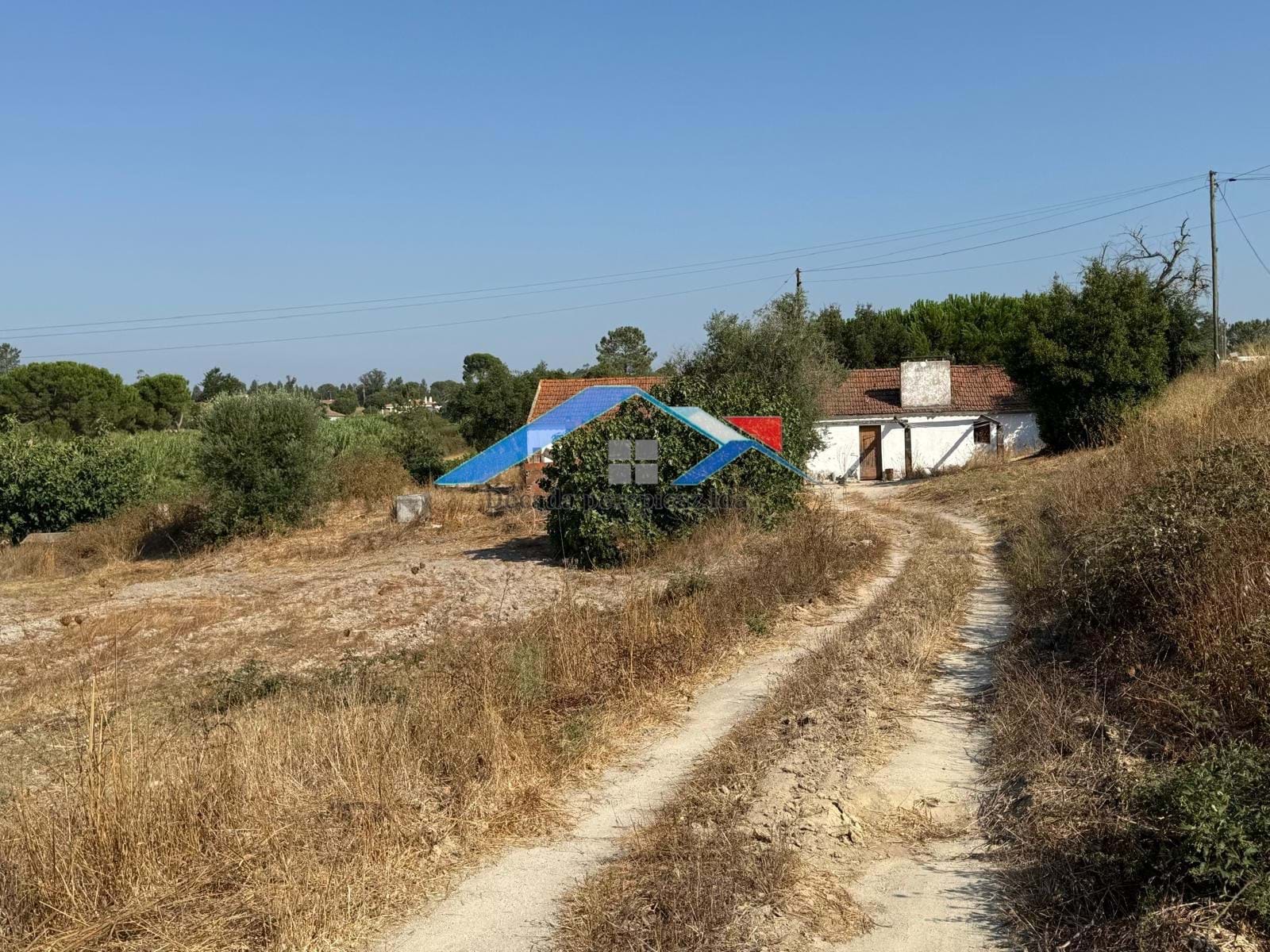 4 Bed, 2 Bath, HouseFor Sale, Coruche, Santarém, 2100