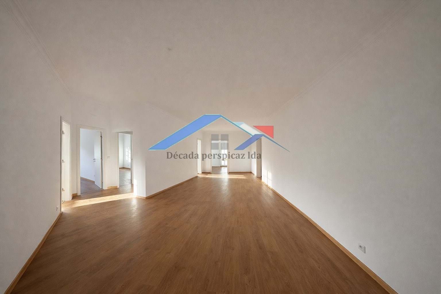 5 Bed, 2 Bath, ApartmentFor Sale, Lisboa, Lisboa, 1800-193