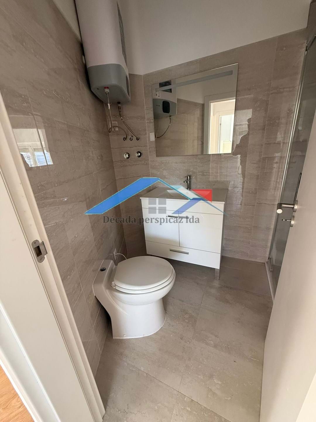 5 Bed, 2 Bath, ApartmentFor Sale, Lisboa, Lisboa, 1800-193