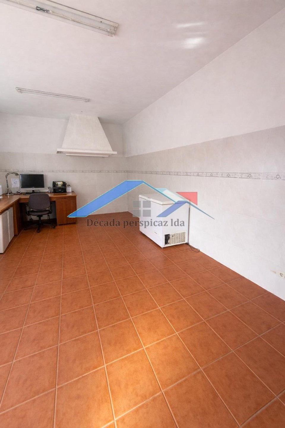 4 Bed, 1 Bath, HouseFor Sale, Marinha Grande, Leiria, 2430-011