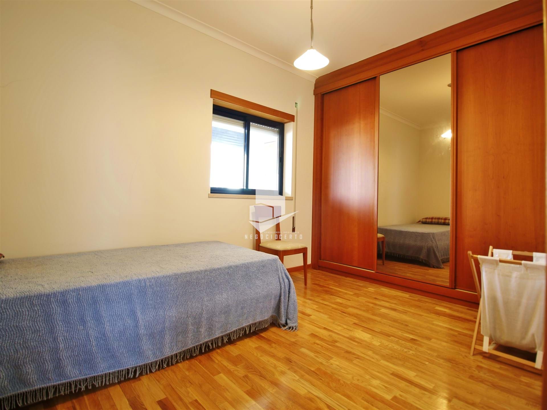 3 Bed, 2 Bath, ApartmentFor Sale, Leiria, Leiria, 2414-003