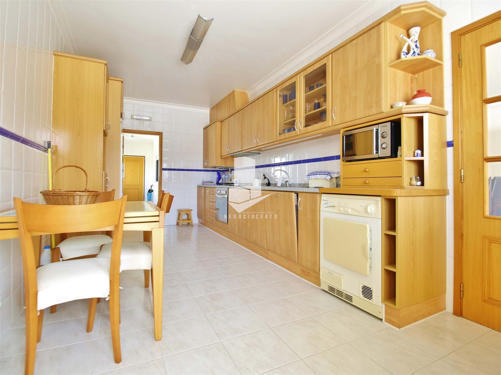3 Bed, 2 Bath, ApartmentFor Sale, Leiria, Leiria, 2414-003