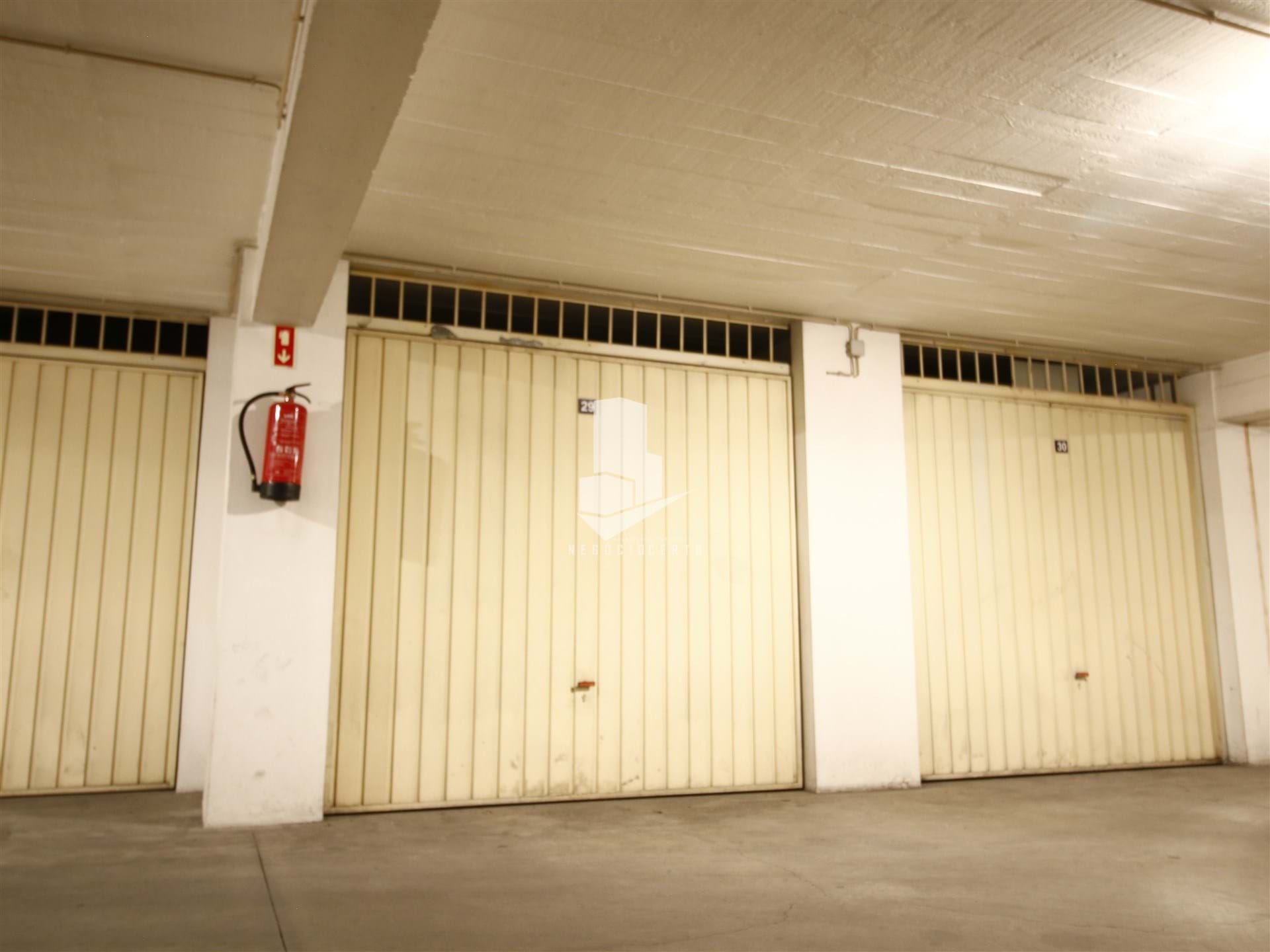 3 Bed, 2 Bath, ApartmentFor Sale, Leiria, Leiria, 2414-003