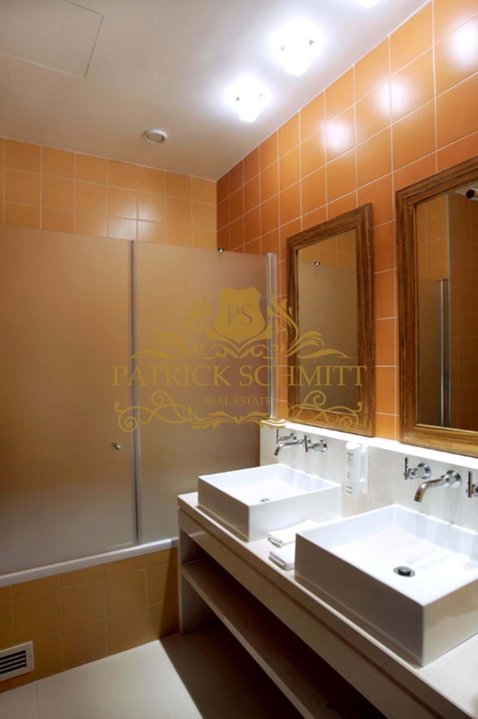 1 Bed, 1 Bath, ApartmentFor Sale, Albufeira, Faro, 8200