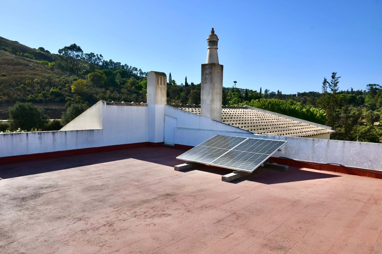 3 Bed, 2 Bath, HouseFor Sale, Portimao, Faro, 8500-132