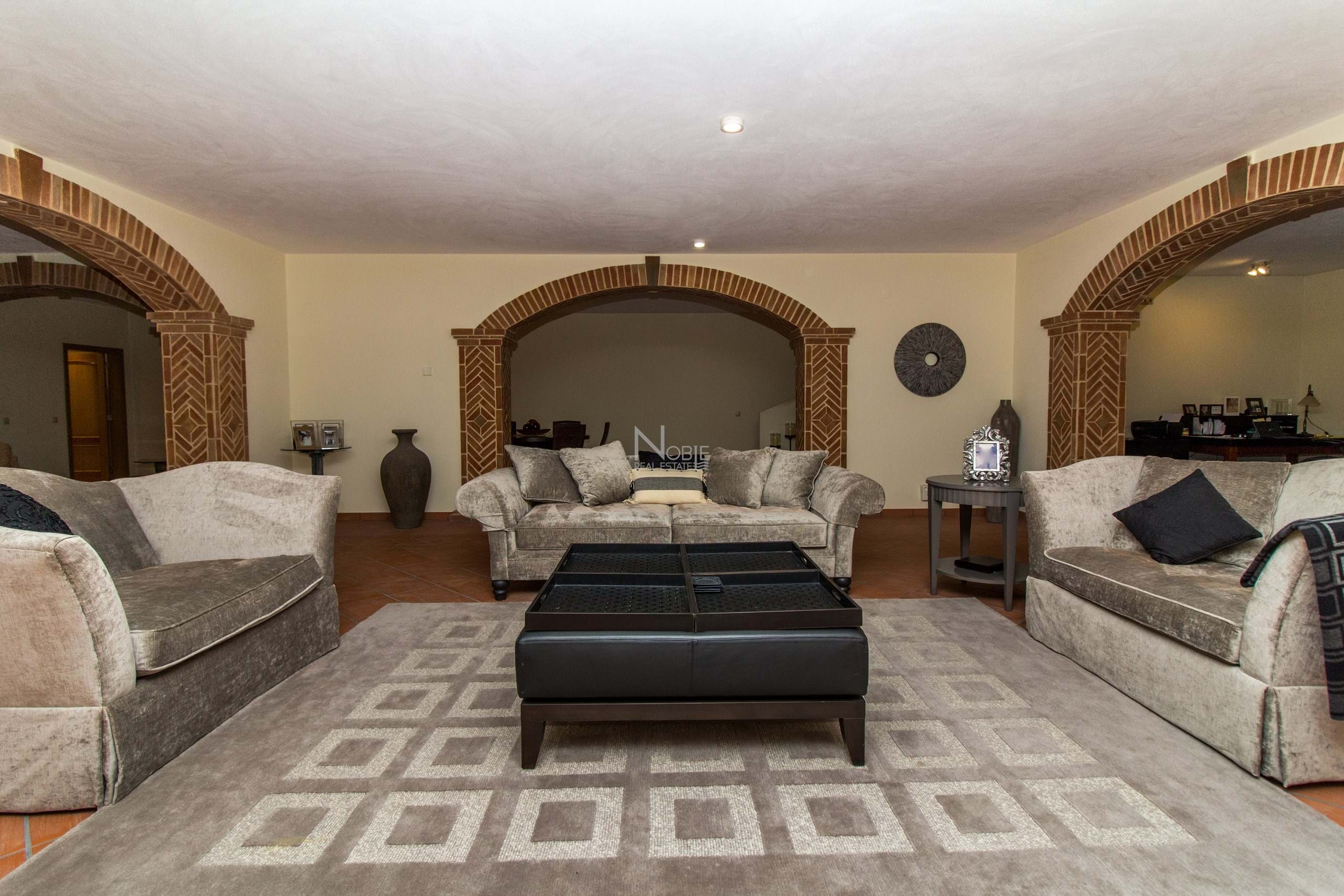 4 Bed, 4 Bath, HouseFor Sale, Olhão, Faro