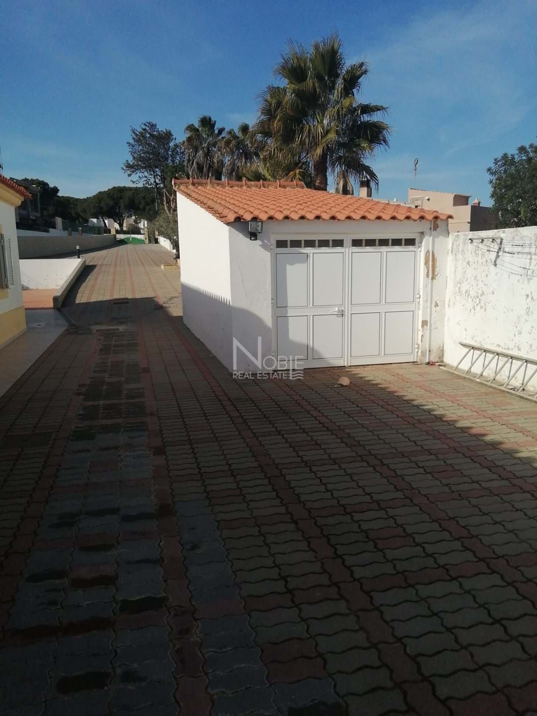 3 Bed, 2 Bath, HouseFor Sale, Albufeira, Faro