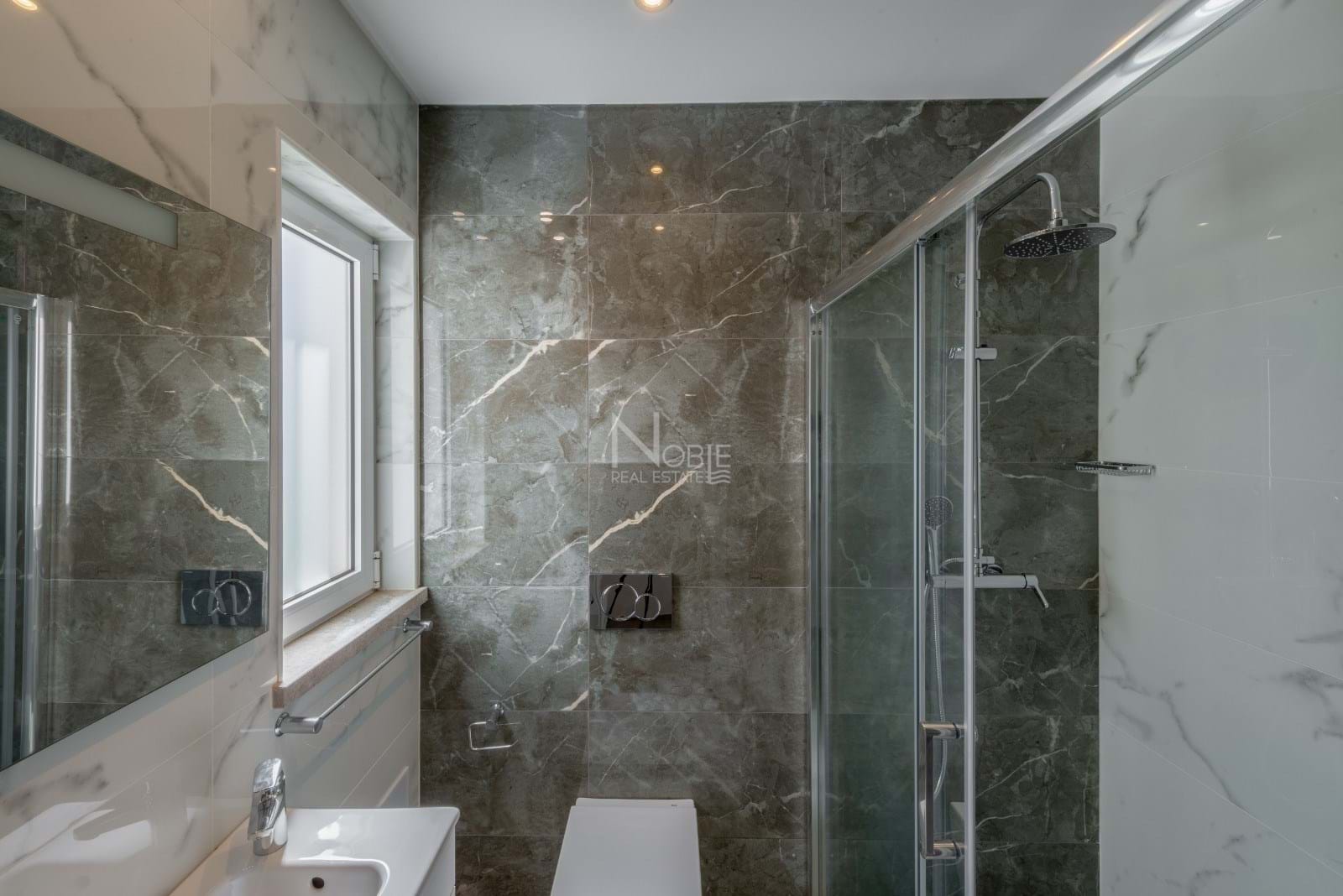 4 Bed, 2 Bath, HouseFor Sale, Lagoa, Faro