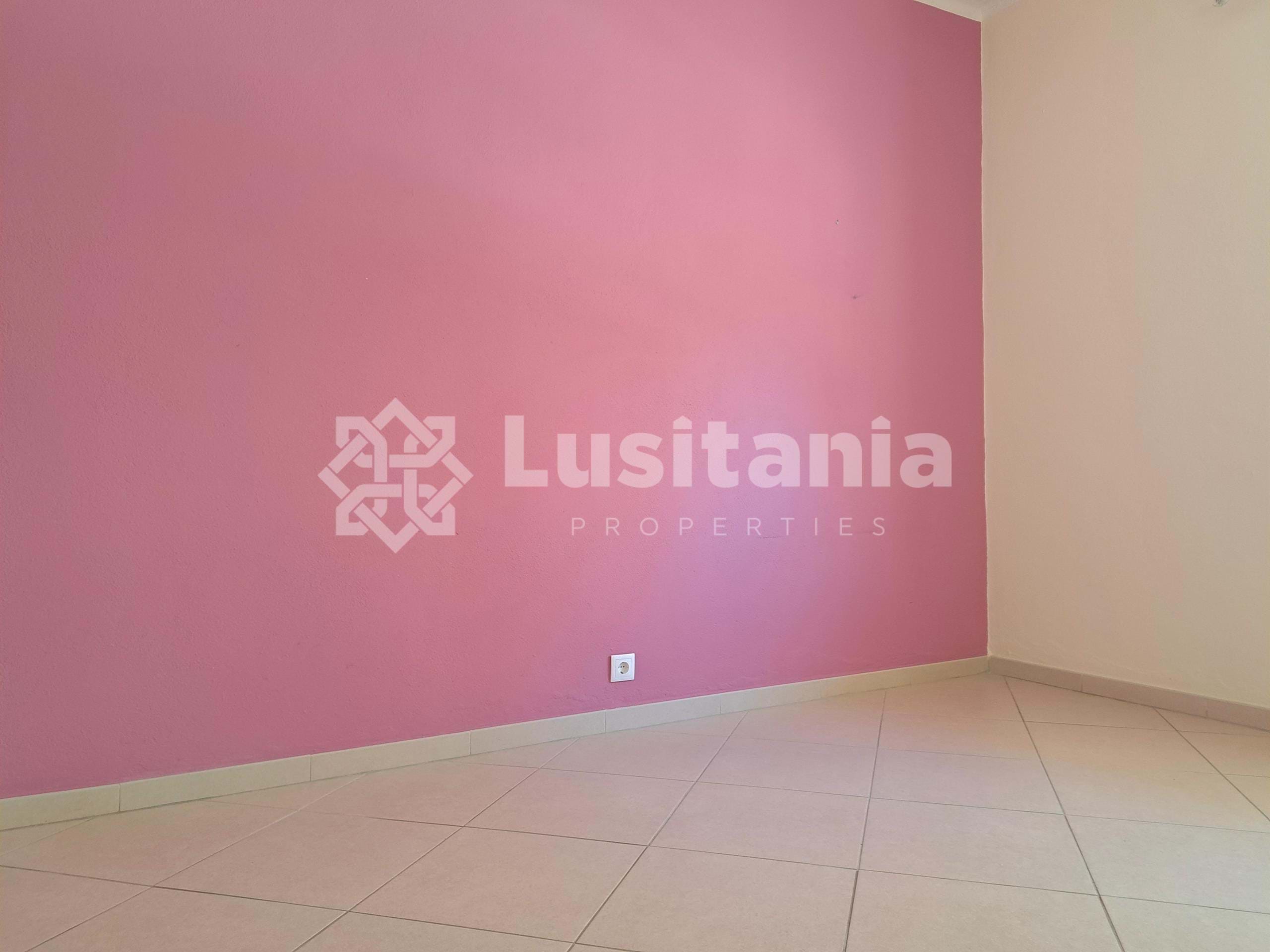 2 Bed, 2 Bath, ApartmentFor Sale, Quarteira, Loulé, Faro, 8125-507