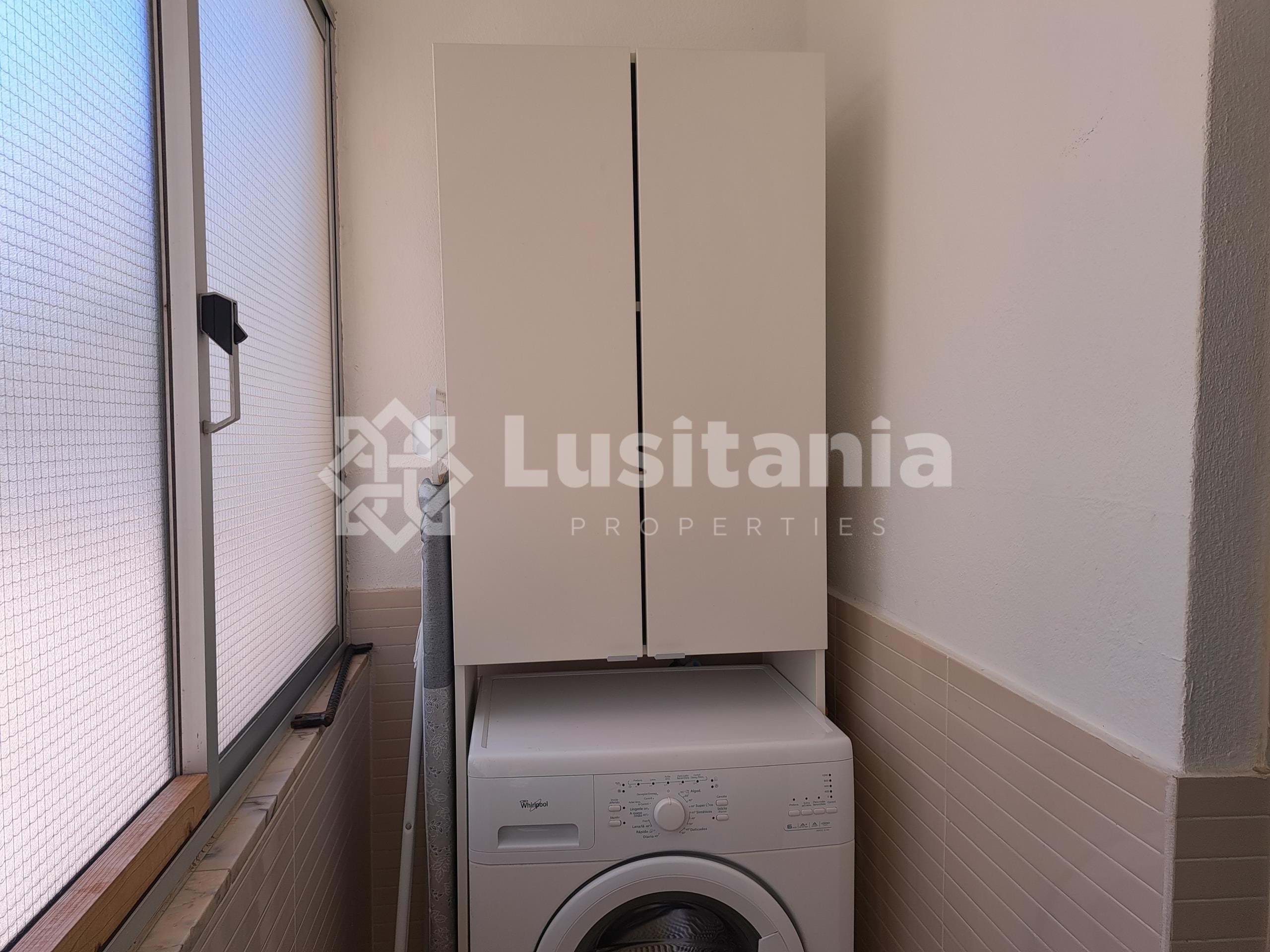 2 Bed, 2 Bath, ApartmentFor Sale, Quarteira, Loulé, Faro, 8125-507