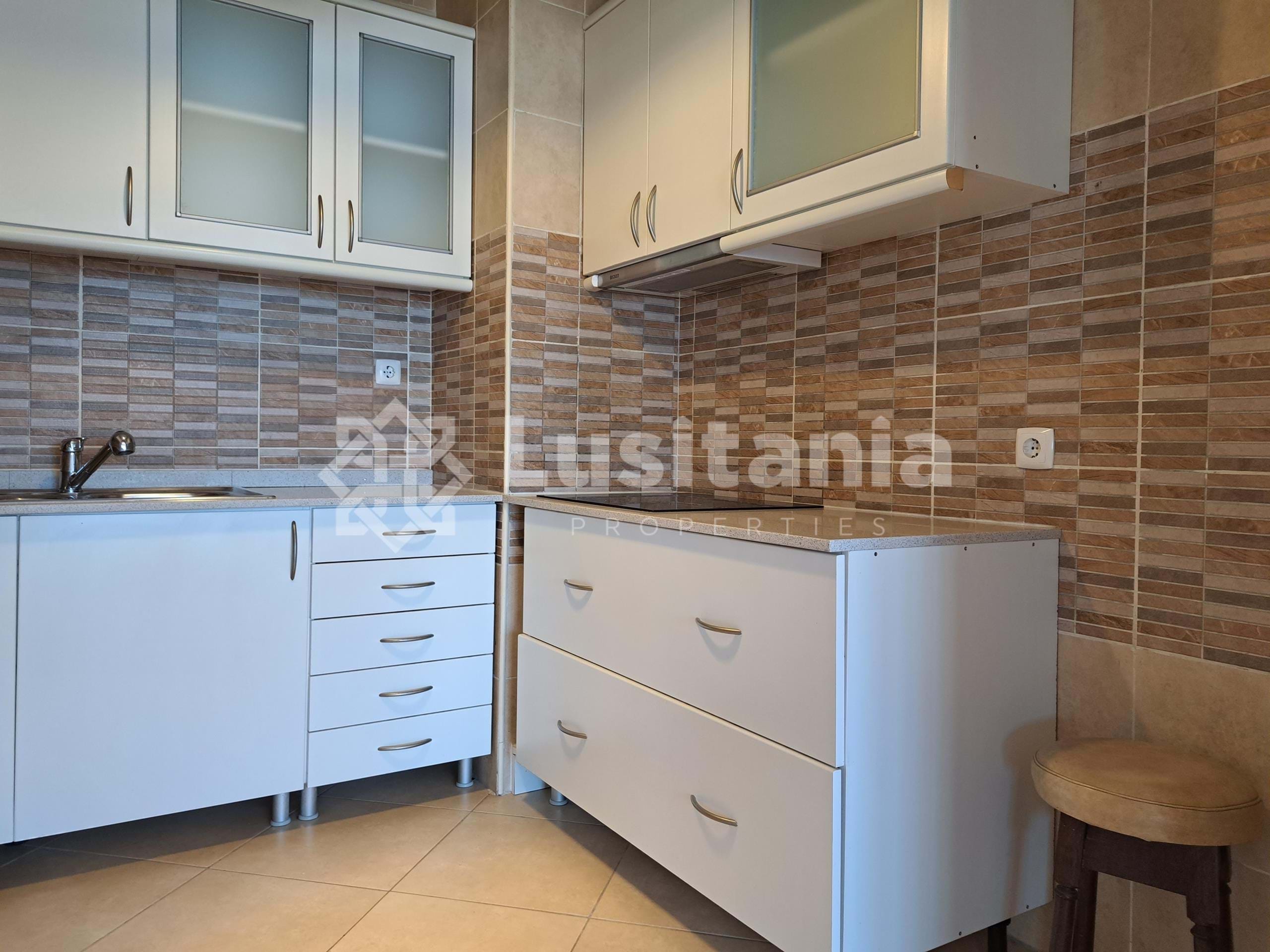 2 Bed, 2 Bath, ApartmentFor Sale, Quarteira, Loulé, Faro, 8125-507