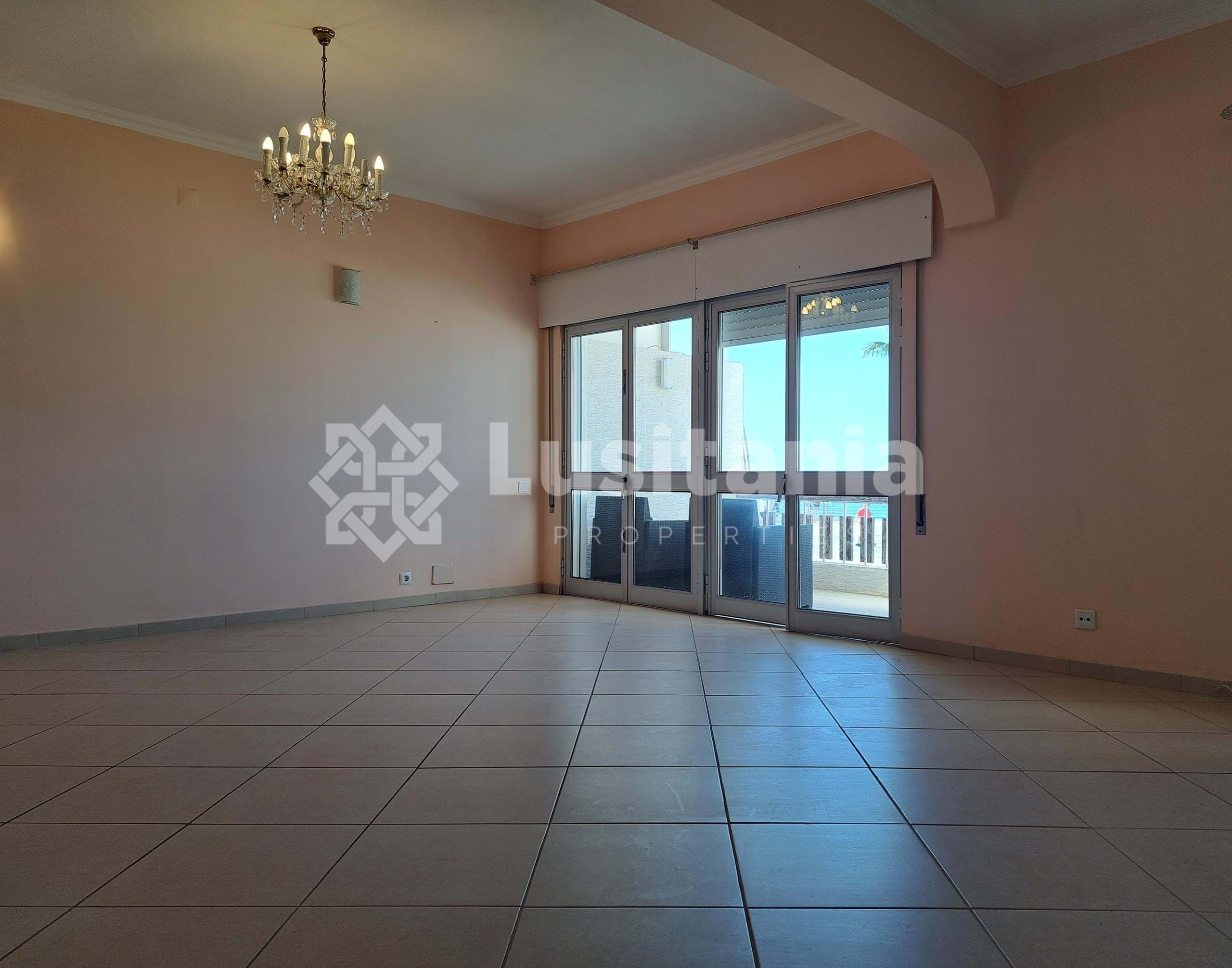 2 Bed, 2 Bath, ApartmentFor Sale, Quarteira, Loulé, Faro, 8125-507