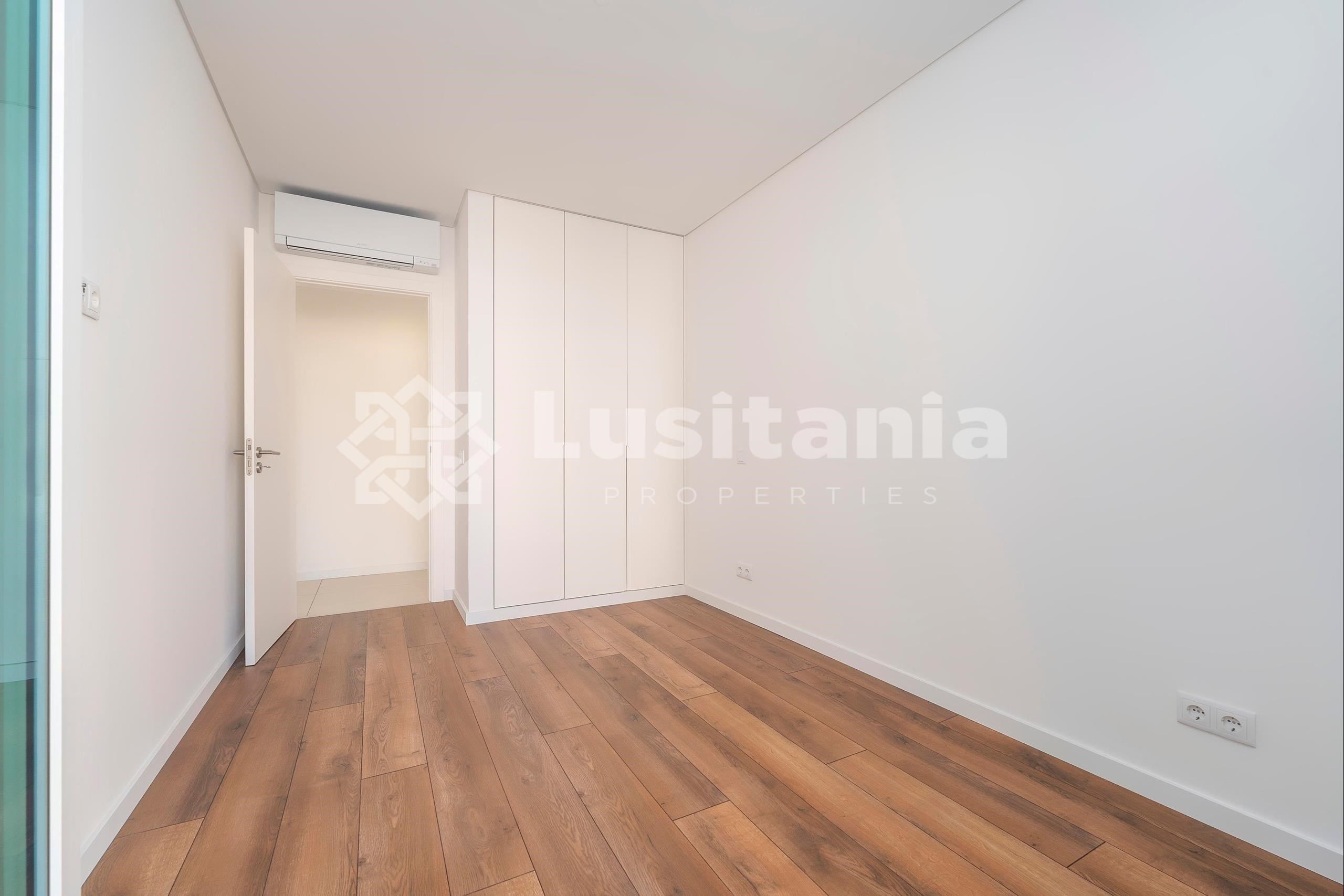 3 Bed, 2 Bath, ApartmentFor Sale, Vilamoura, Loulé, Faro, 8125-495