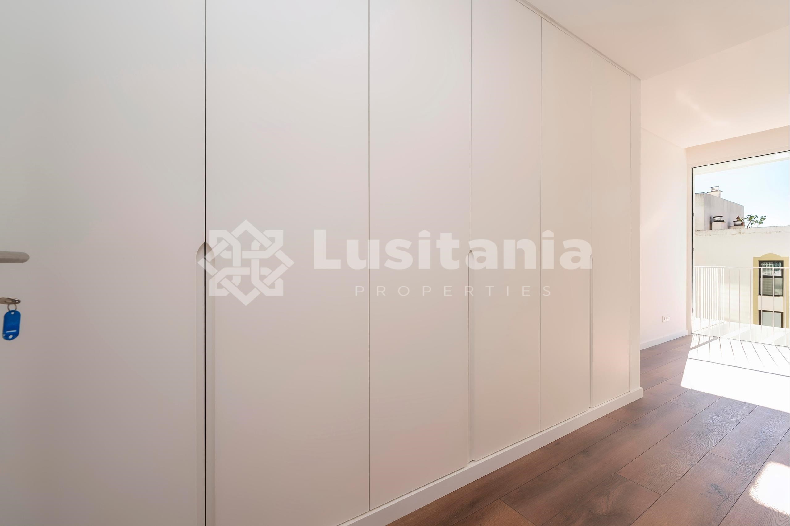 3 Bed, 2 Bath, ApartmentFor Sale, Vilamoura, Loulé, Faro, 8125-495