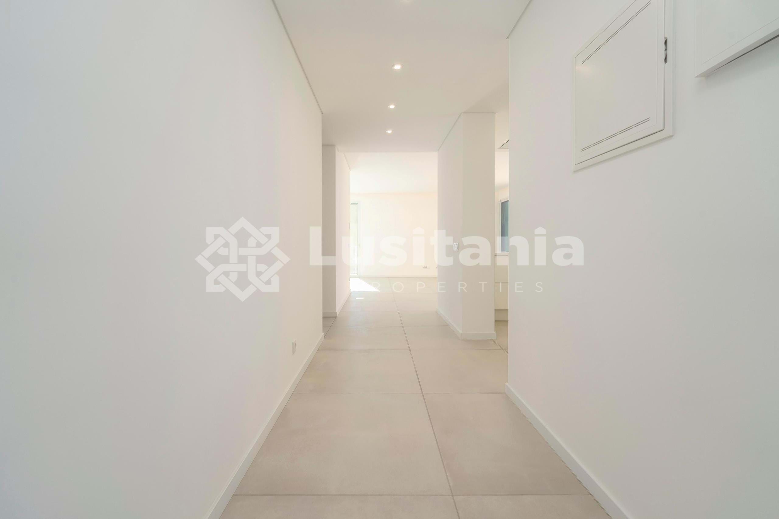 3 Bed, 2 Bath, ApartmentFor Sale, Vilamoura, Loulé, Faro, 8125-495