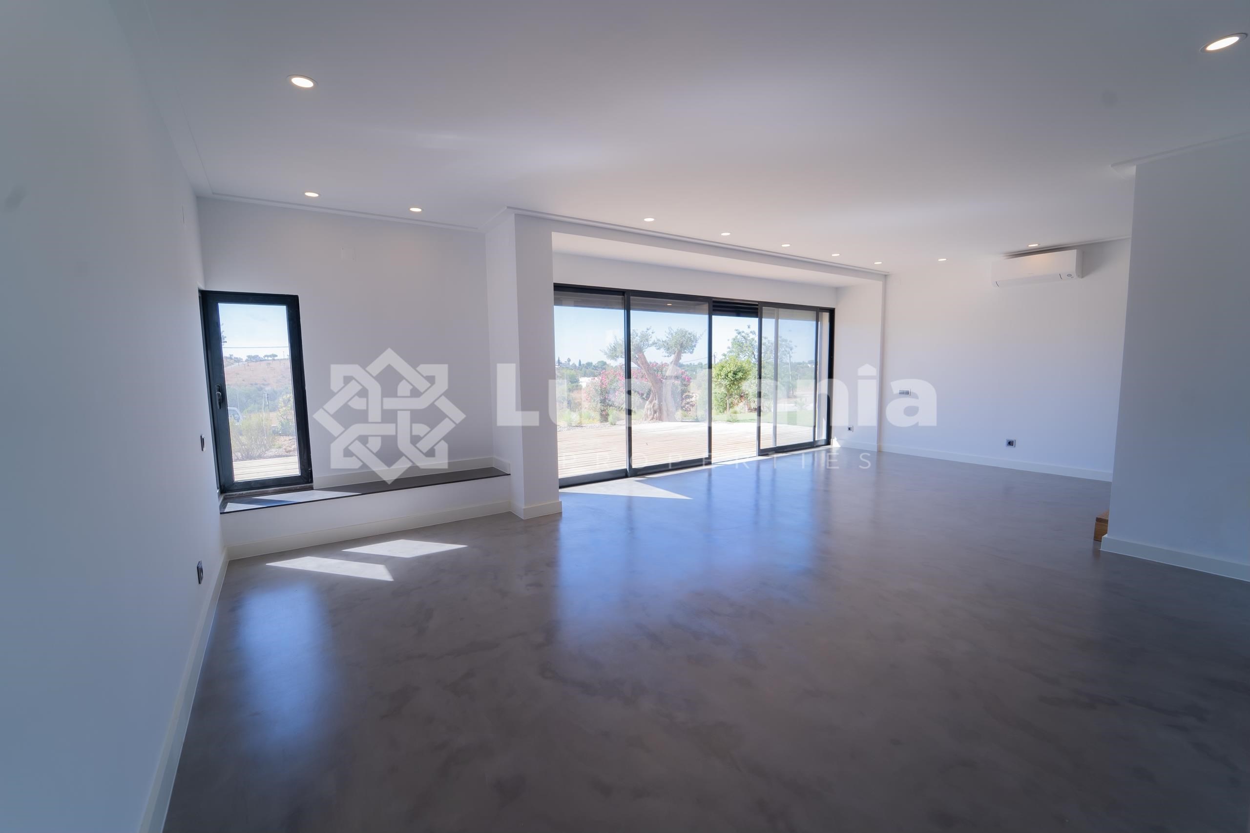 5 Bed, 4 Bath, HouseFor Sale, Loulé, Faro, 8125-016