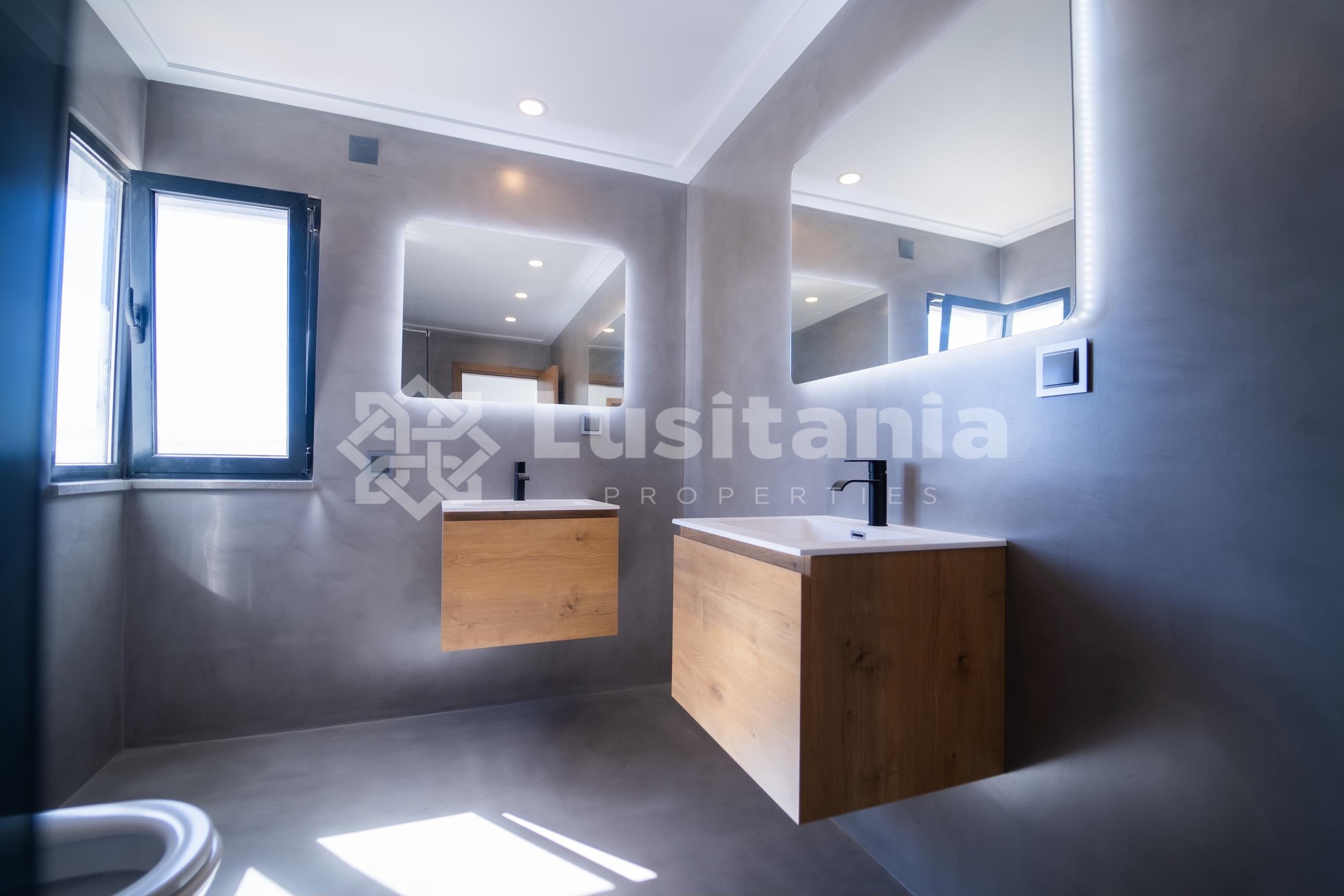 5 Bed, 4 Bath, HouseFor Sale, Loulé, Faro, 8125-016