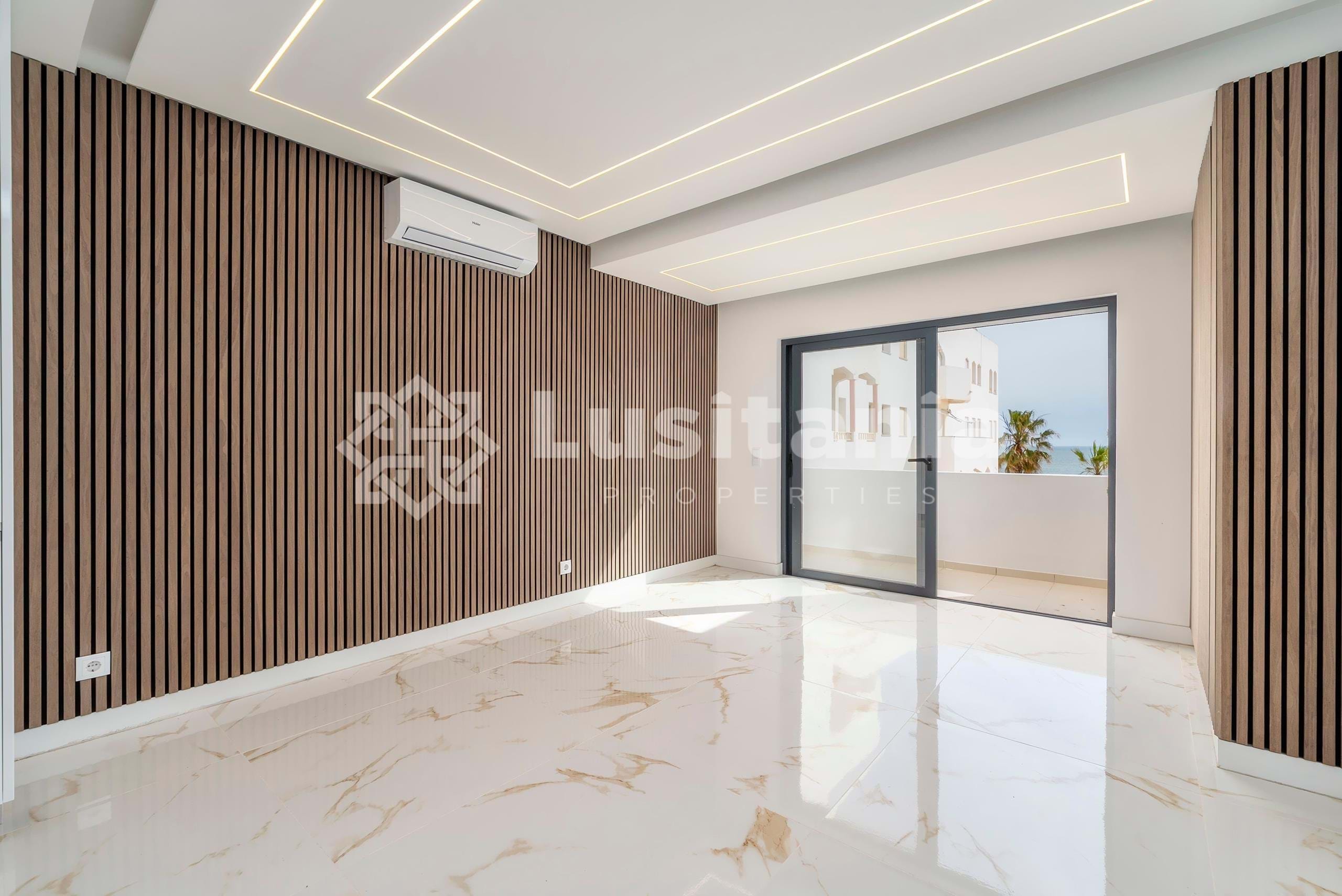 2 Bed, 2 Bath, ApartmentFor Sale, Quarteira, Loulé, Faro, 8125-159