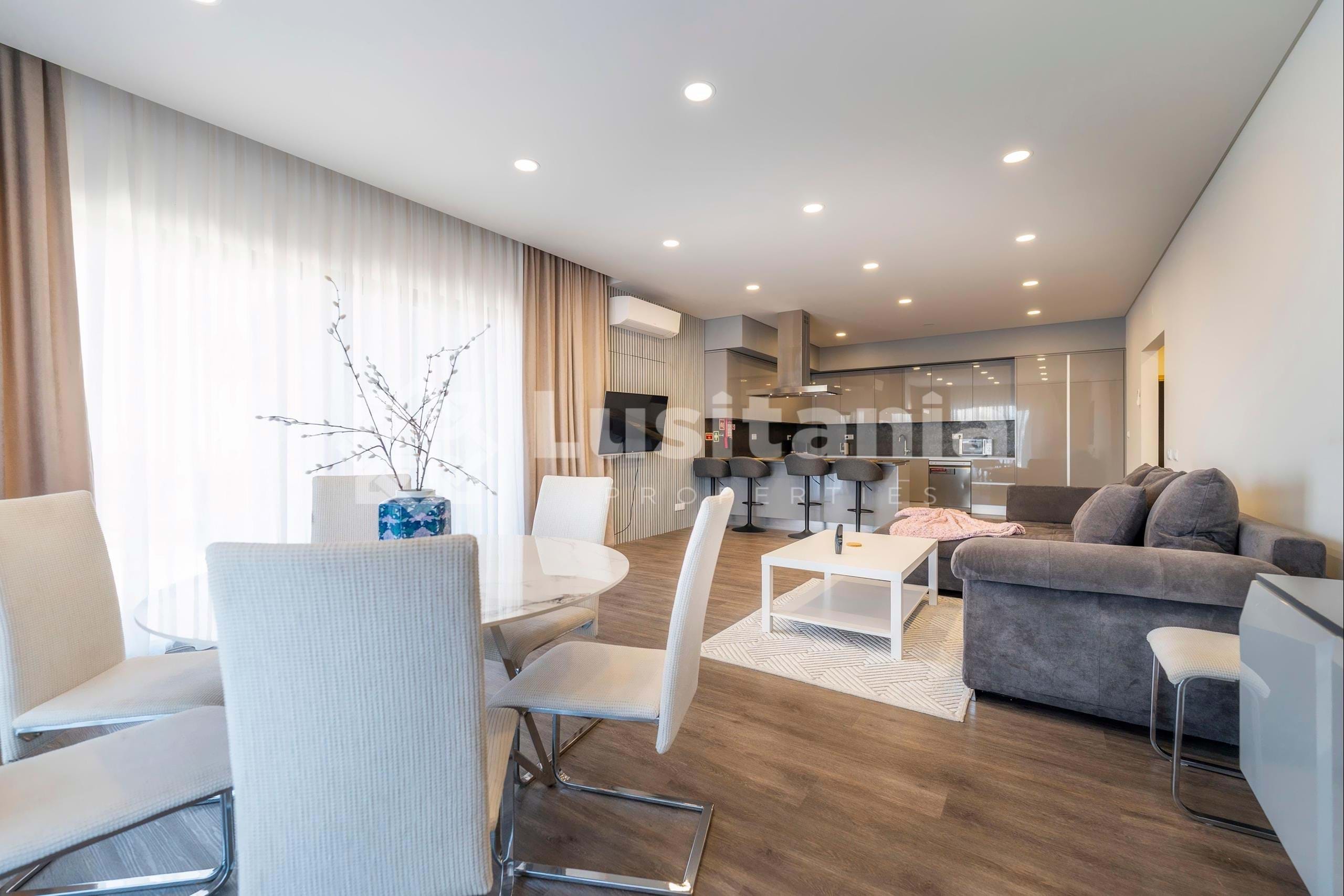 3 Bed, 3 Bath, ApartmentFor Sale, Albufeira, Faro, 8200-042