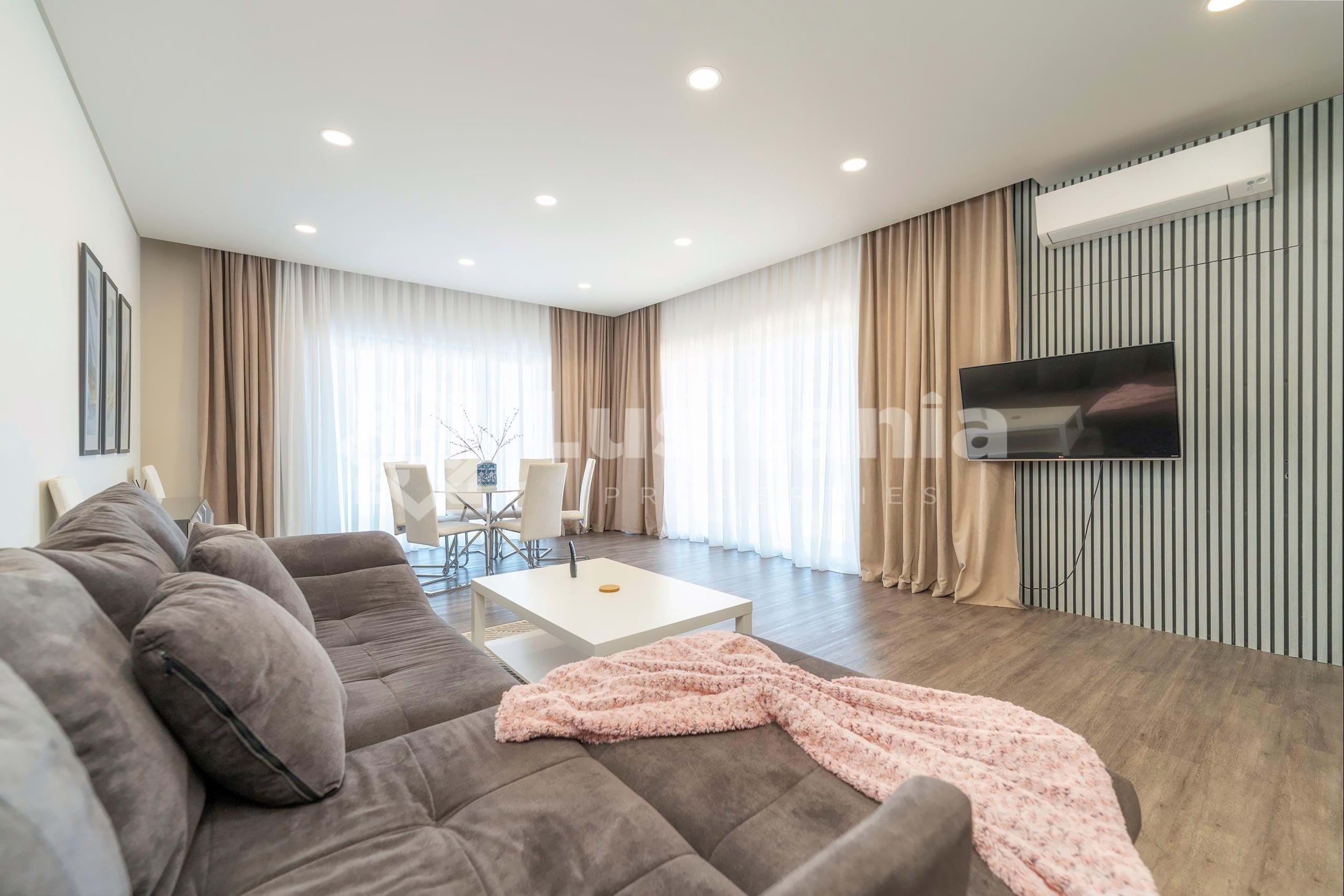 3 Bed, 3 Bath, ApartmentFor Sale, Albufeira, Faro, 8200-042