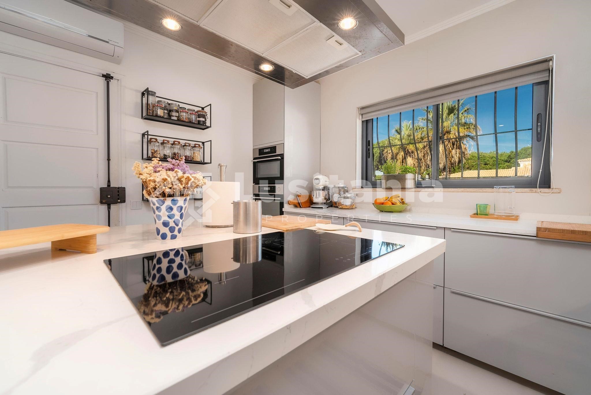 4 Bed, 5 Bath, HouseFor Sale, Vilamoura, Loulé, Faro, 8125-507