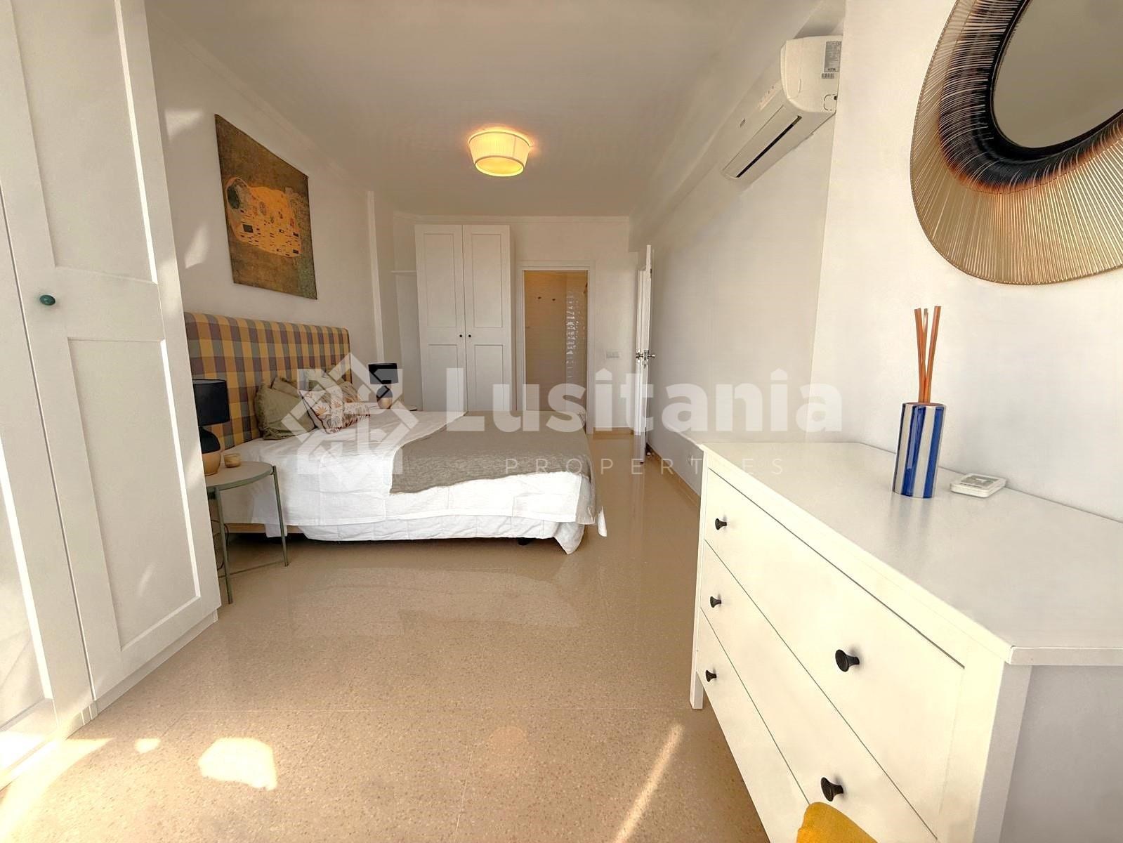 1 Bed, 2 Bath, ApartmentFor Sale, Quarteira, Loulé, Faro, 8125-143