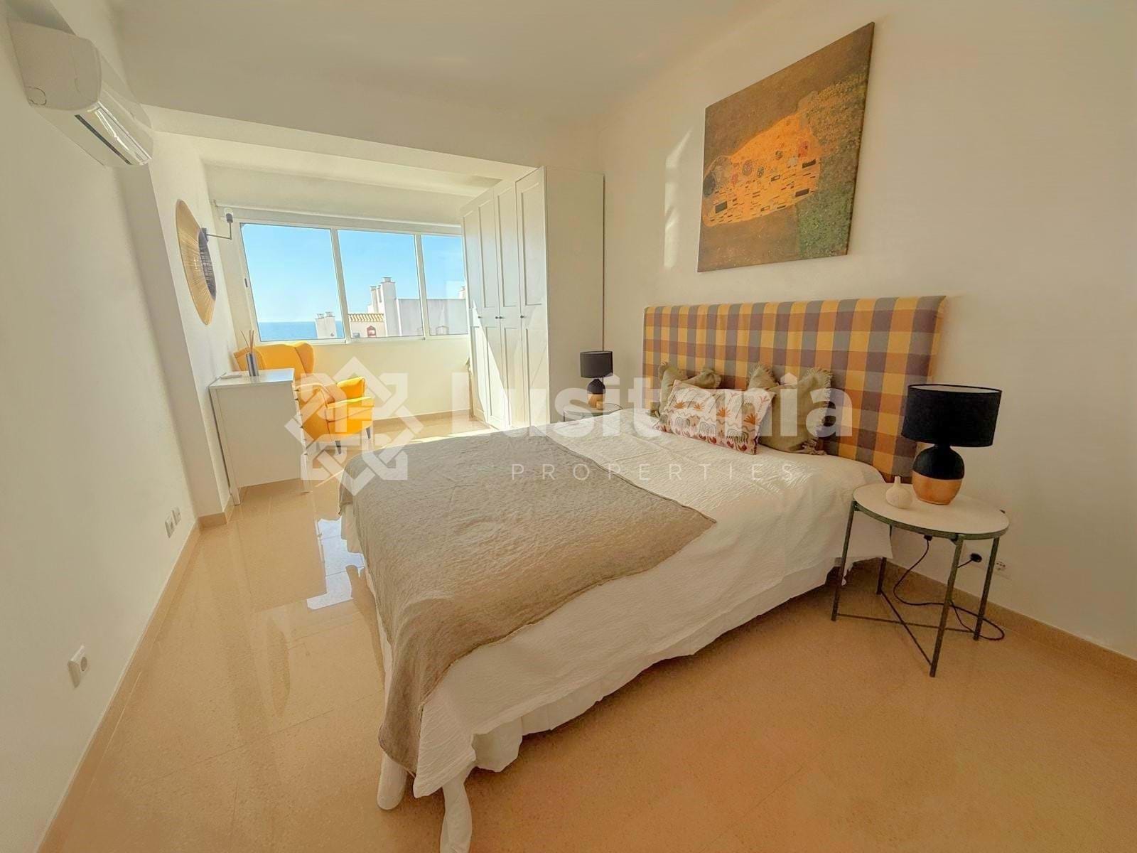 1 Bed, 2 Bath, ApartmentFor Sale, Quarteira, Loulé, Faro, 8125-143