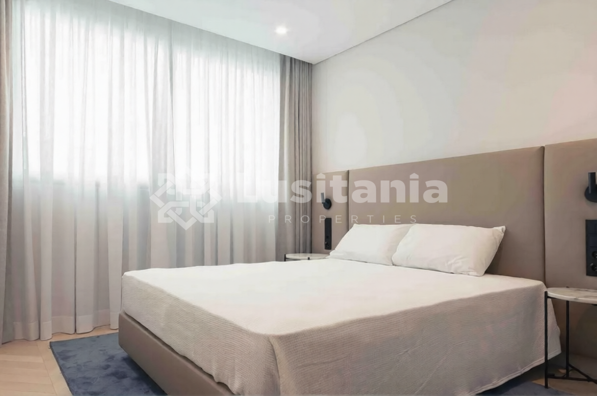 3 Bed, 3 Bath, ApartmentFor Sale, Faro, Faro, 8005-278