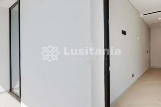 3 Bed, 3 Bath, ApartmentFor Sale, Faro, Faro, 8005-278