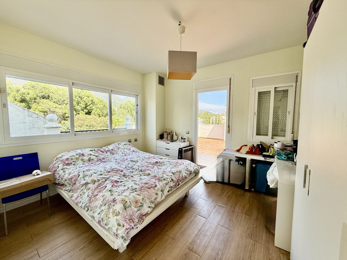 2 Bed, 2 Bath, ApartmentFor Sale, Nagüeles, Malaga
